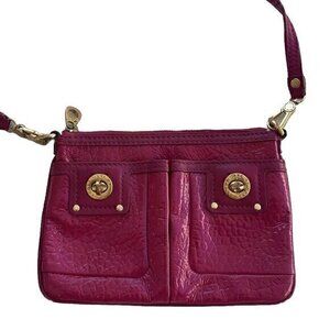 Marc By Marc Jacobs Totally Turnlock Percy Pink 100% Leather Cross Body Bag